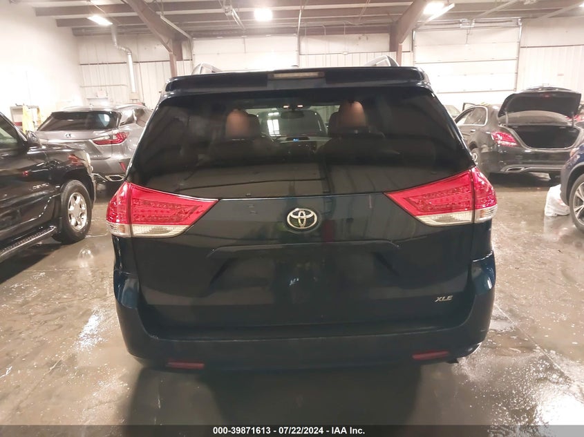 2012 Toyota Sienna Xle V6 8 Passenger VIN: 5TDYK3DC9CS254620 Lot: 39871613