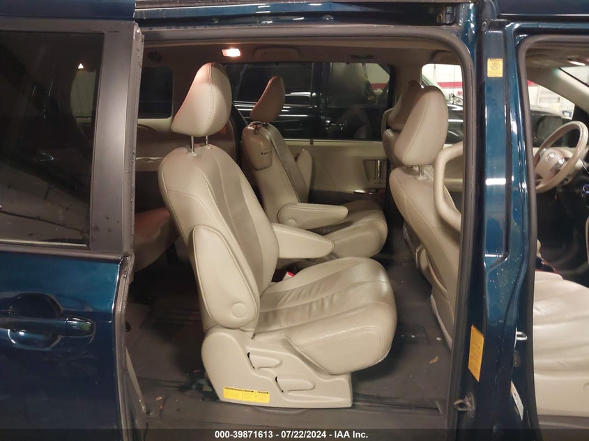 2012 Toyota Sienna Xle V6 8 Passenger VIN: 5TDYK3DC9CS254620 Lot: 39871613