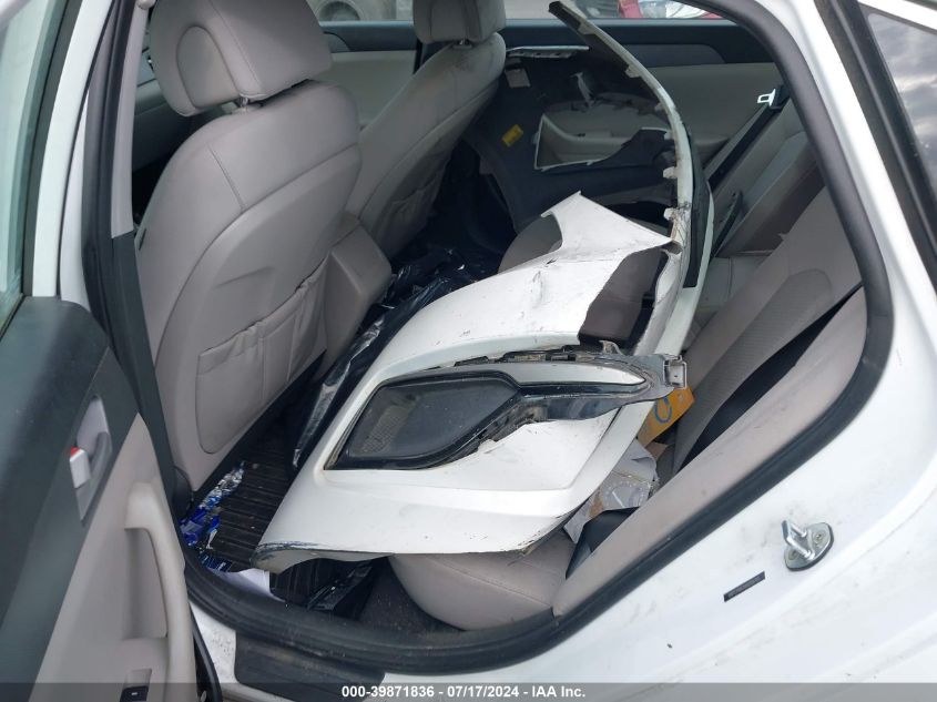 2017 Hyundai Sonata VIN: 5NPE24AF5HH556765 Lot: 39871836