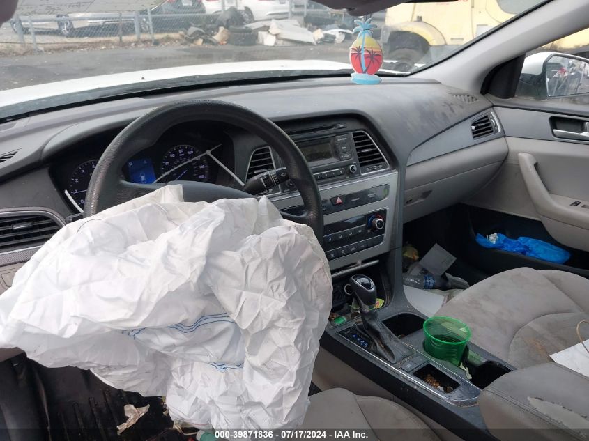 2017 Hyundai Sonata VIN: 5NPE24AF5HH556765 Lot: 39871836