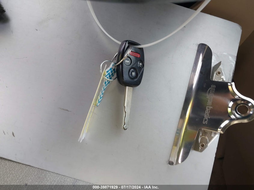 2009 Honda Accord Lxp VIN: JHMCP26429C004897 Lot: 39871929