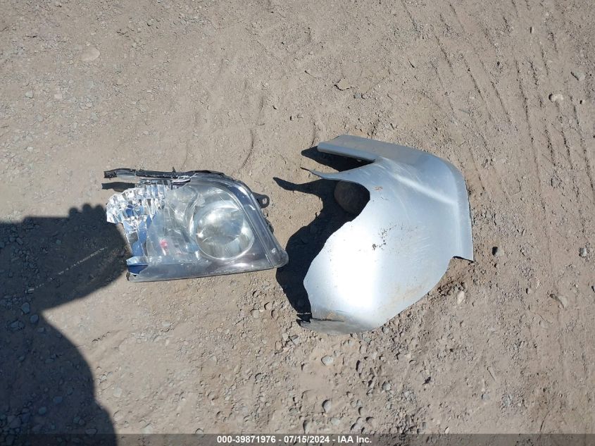 2006 Toyota Highlander Hybrid Limited V6 VIN: JTEDW21A460015804 Lot: 39871976