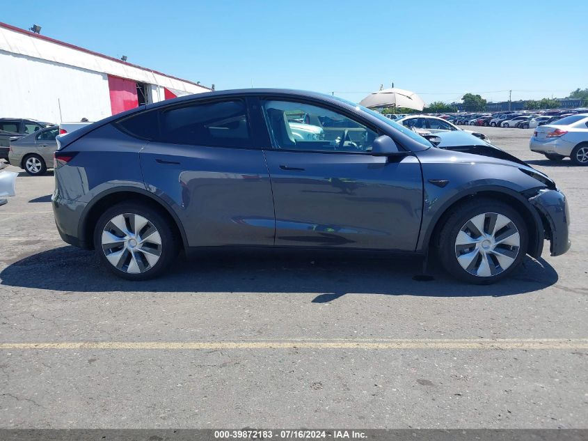 2023 Tesla Model Y Awd/Long Range Dual Motor All-Wheel Drive VIN: 7SAYGDEE9PF685365 Lot: 39872183