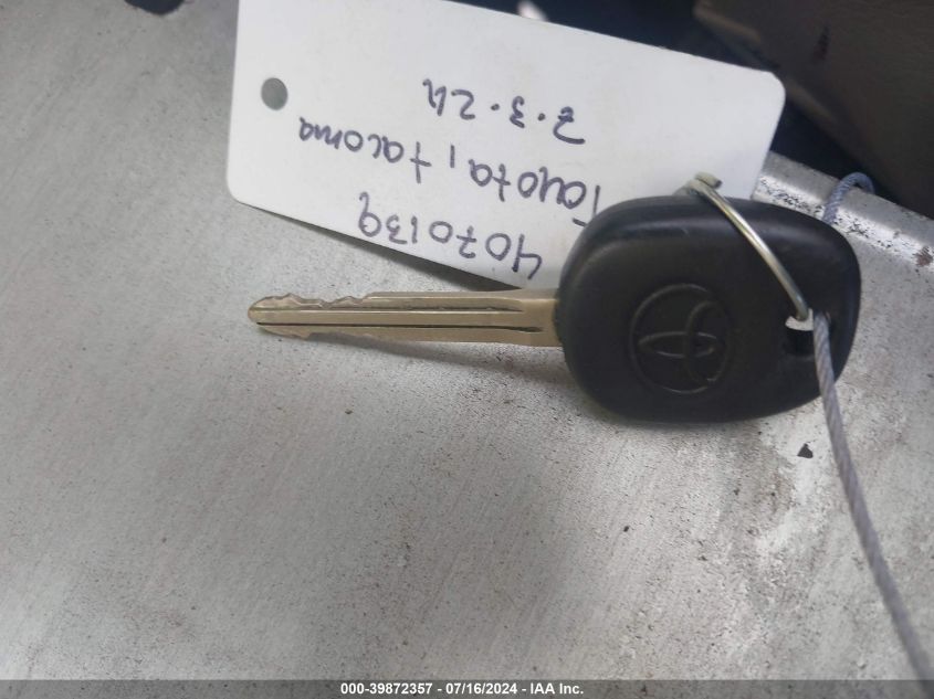 2011 Toyota Tacoma Prerunner V6 VIN: 5TFKU4HN3BX001576 Lot: 39872357