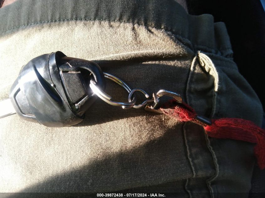 2004 BMW 325I I VIN: WBAET37424NJ46963 Lot: 39872438