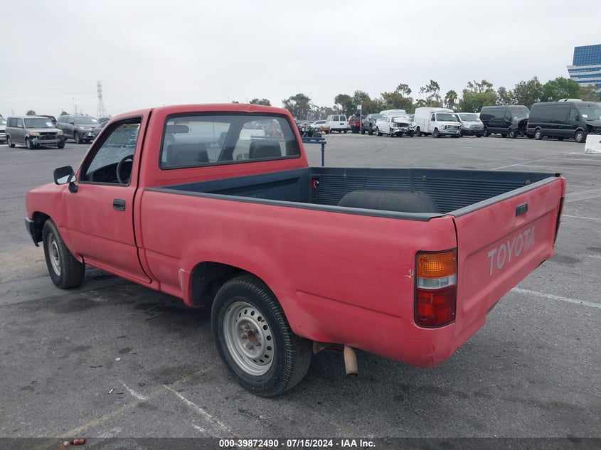 1992 Toyota Pickup 1/2 Ton Short Whlbase Stb VIN: 4TARN81A6NZ019732 Lot: 39872490