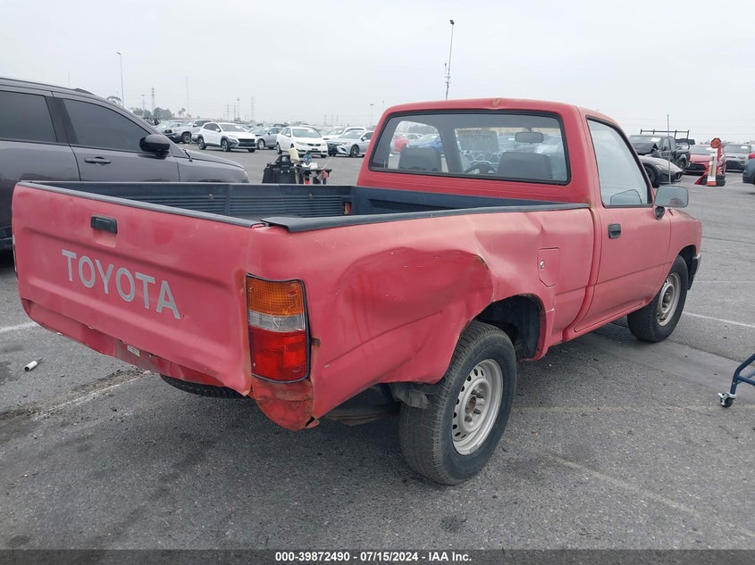 1992 Toyota Pickup 1/2 Ton Short Whlbase Stb VIN: 4TARN81A6NZ019732 Lot: 39872490