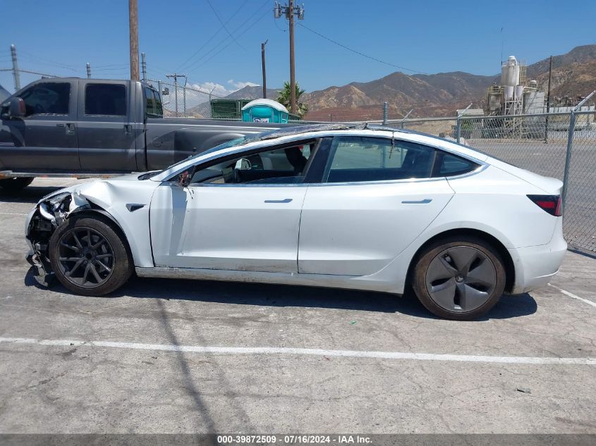 2018 Tesla Model 3 Long Range/Mid Range VIN: 5YJ3E1EA0JF031922 Lot: 39872509