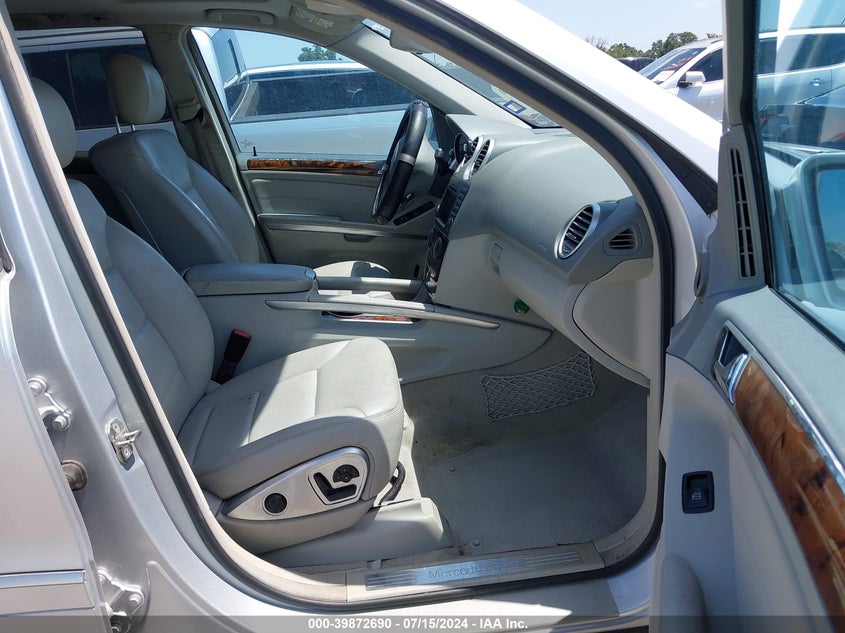 2009 Mercedes-Benz Ml 550 4Matic VIN: 4JGBB72E19A449324 Lot: 39872690