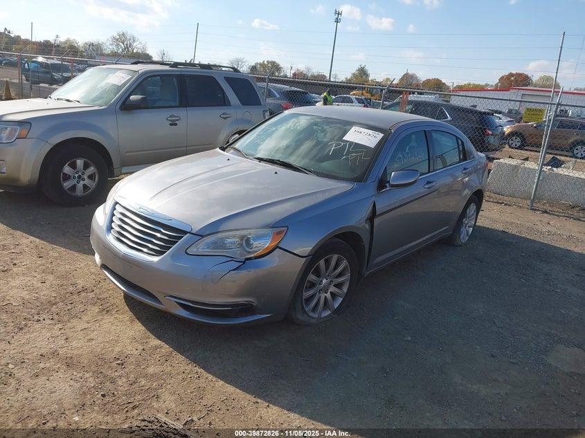 Vin: 1c3ccbbb6en107521, lot: 40359631, chrysler 200 touring 20142