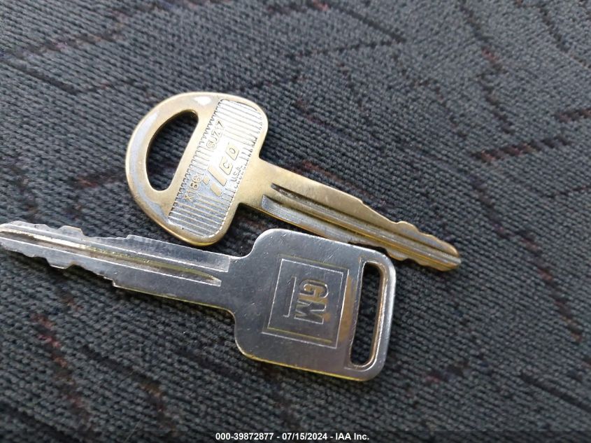 2001 Chevrolet Tracker Hard Top Lt VIN: 2CNBJ634416934772 Lot: 39872877