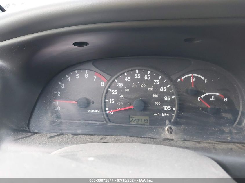 2001 Chevrolet Tracker Hard Top Lt VIN: 2CNBJ634416934772 Lot: 39872877