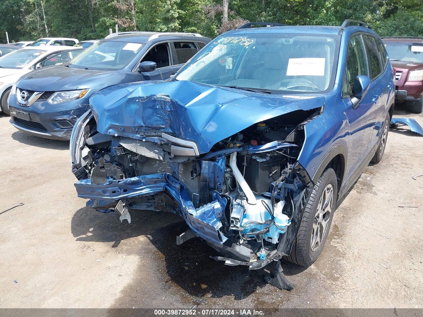 2019 SUBARU FORESTER PREMIUM - JF2SKAEC6KH440807