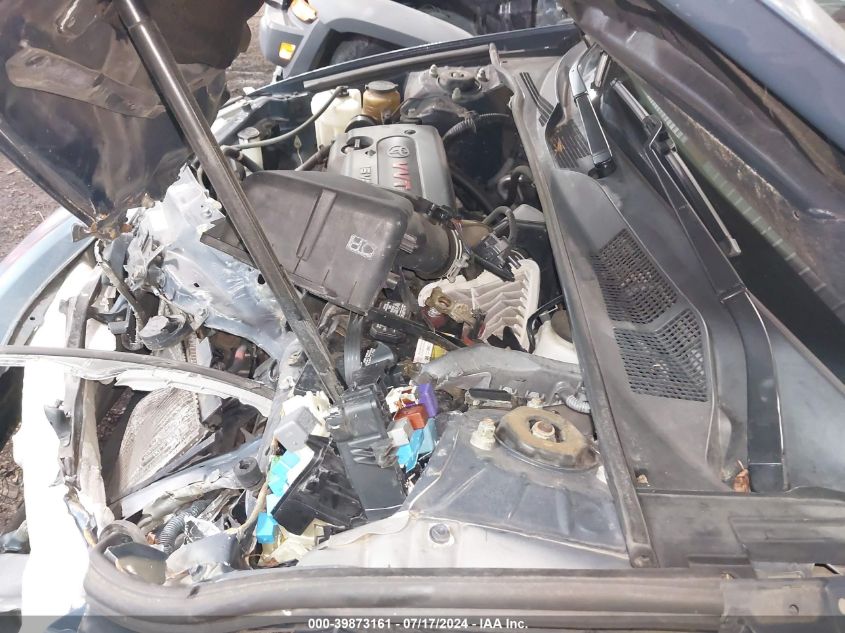 2004 Toyota Camry Le VIN: 4T1BE32K84U888551 Lot: 39873161