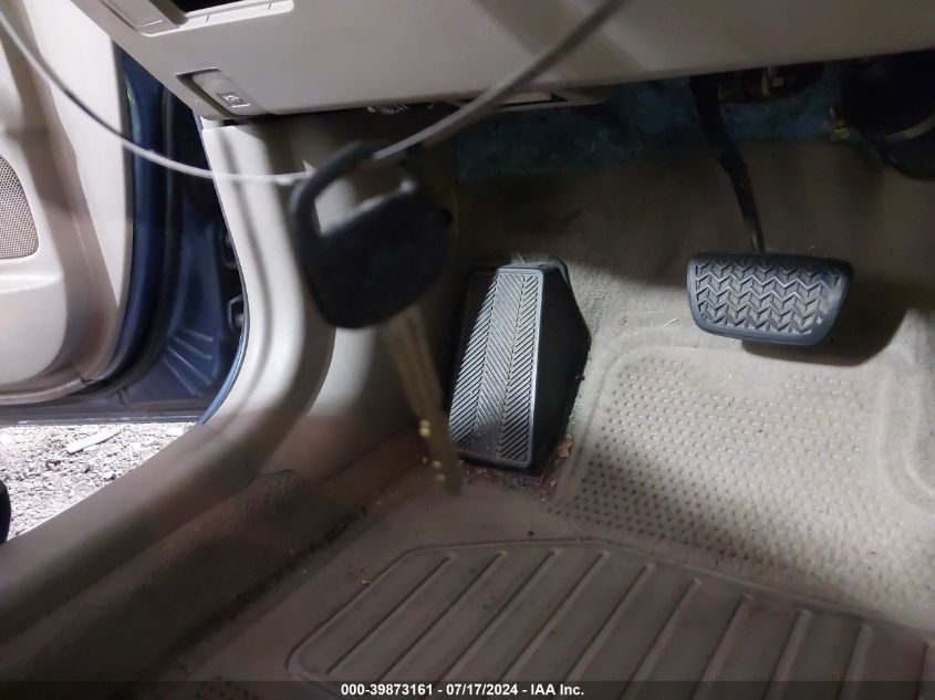 2004 Toyota Camry Le VIN: 4T1BE32K84U888551 Lot: 39873161