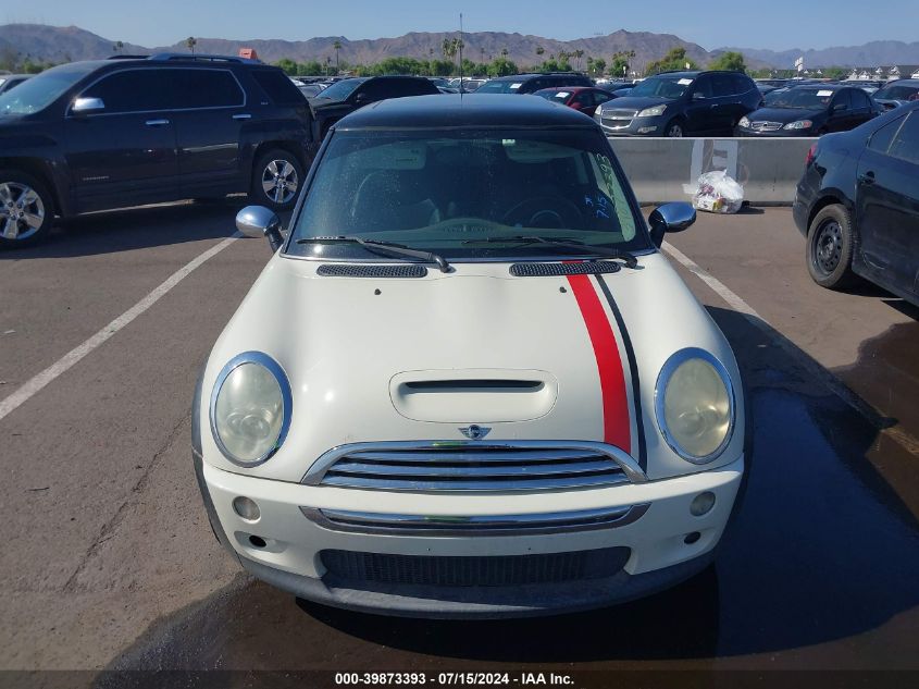 2005 Mini Cooper S VIN: WMWRE33455TG95736 Lot: 39873393