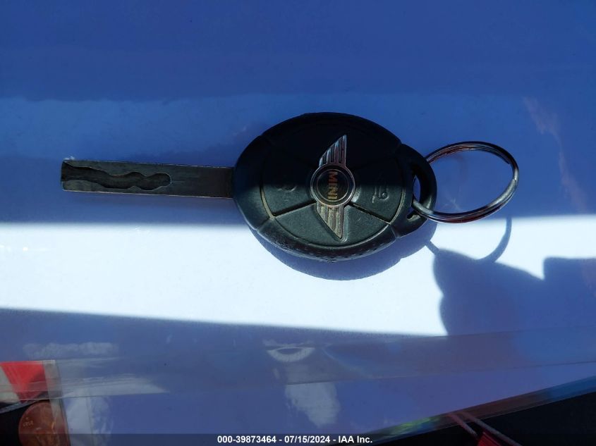 2005 Mini Cooper S VIN: WMWRE334X5TD92032 Lot: 39873464