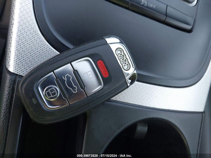 2011 Audi A4 2.0T Premium VIN: WAUBFAFL7BN047253 Lot: 39873528