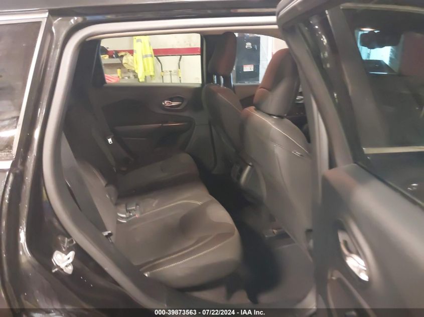 2016 Jeep Cherokee Latitude VIN: 1C4PJMCB4GW214691 Lot: 39873563