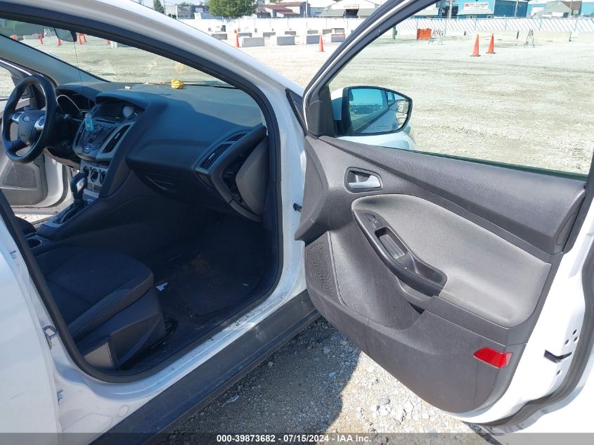 1FADP3F2XEL334443 2014 Ford Focus Se