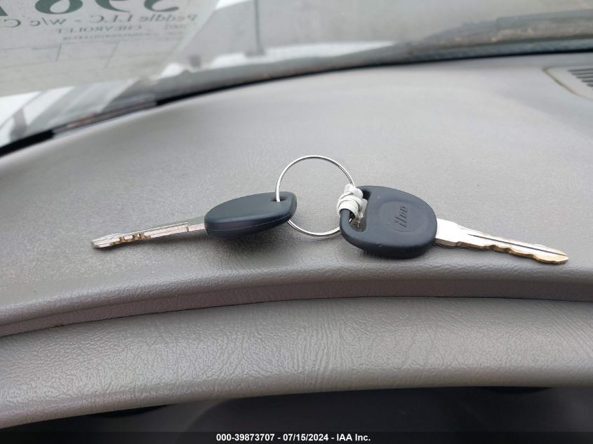 2002 Chevrolet Astro VIN: 1GCDM19X92B114338 Lot: 39873707