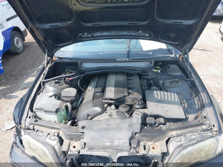 2004 BMW 325Xi VIN: WBAEU33454PR07816 Lot: 39873769