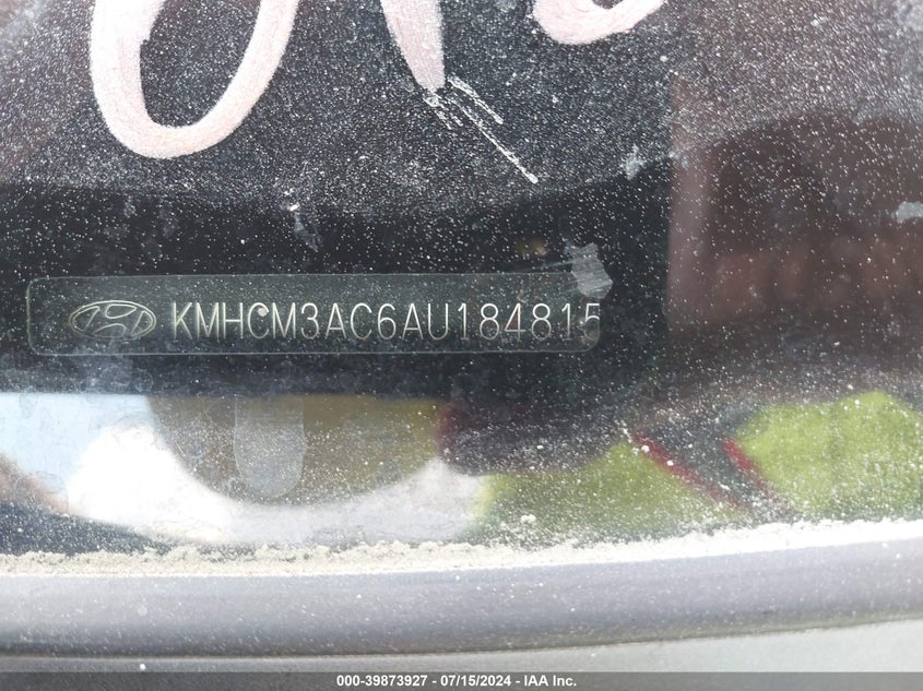 2010 Hyundai Accent Gs VIN: KMHCM3AC6AU184815 Lot: 39873927