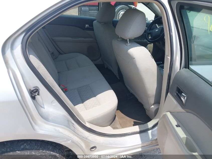 2011 Ford Fusion S VIN: 3FAHP0GAXBR337782 Lot: 39873950