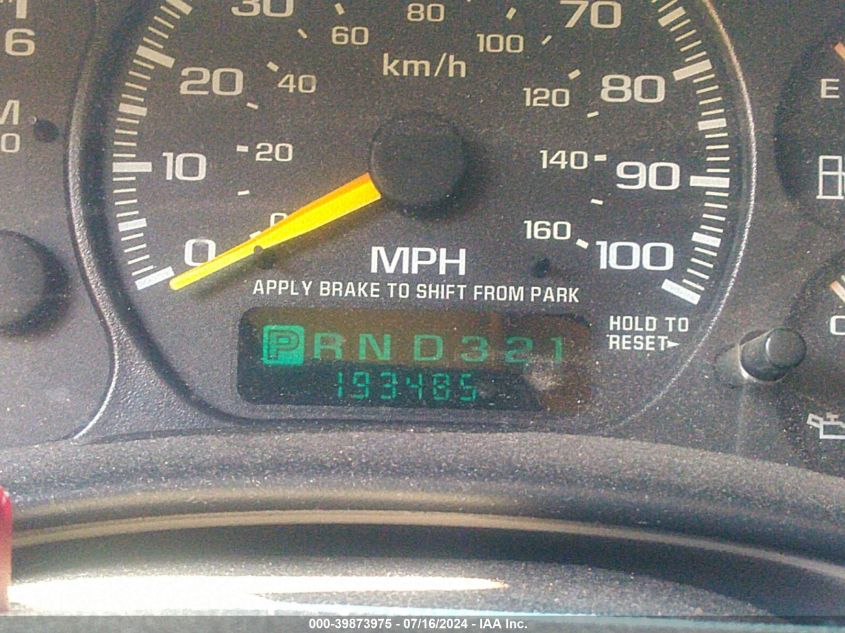 2000 GMC Yukon Xl 1500 Sle VIN: 3GKFK16T6YG114592 Lot: 39873975