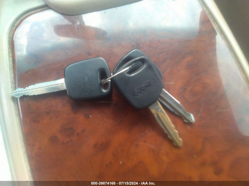 2002 Ford Excursion Limited VIN: 1FMNU43S92ED63865 Lot: 39874168