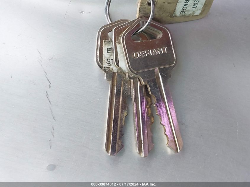 1998 GMC Sierra C1500 VIN: 1GTEC19M9WE548681 Lot: 39874312