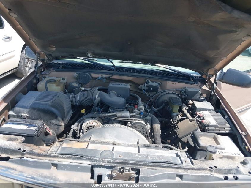 1996 Chevrolet Gmt-400 C1500 VIN: 1GCEC19M0TE120882 Lot: 39874437