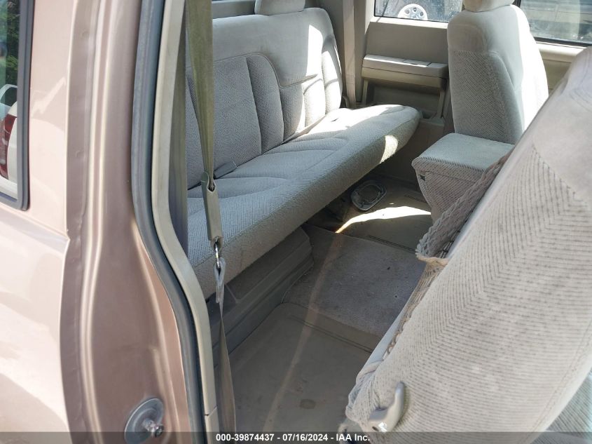 1996 Chevrolet Gmt-400 C1500 VIN: 1GCEC19M0TE120882 Lot: 39874437