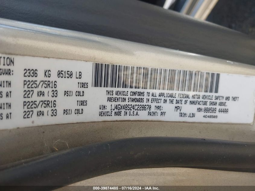 2004 Jeep Grand Cherokee Laredo VIN: 1J4GX48S24C228670 Lot: 39874485