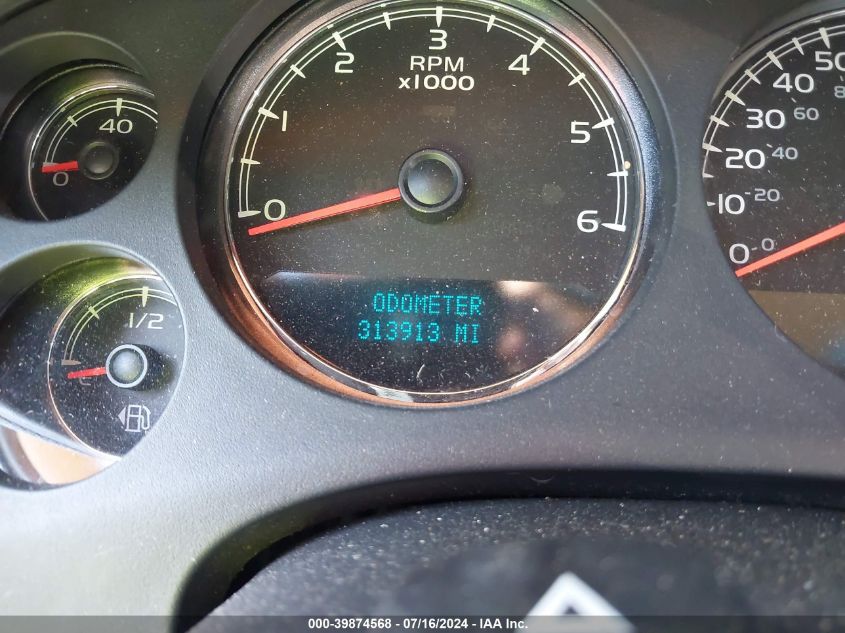 2008 Chevrolet Suburban 1500 Ltz VIN: 1GNFC16J58R246385 Lot: 39874568