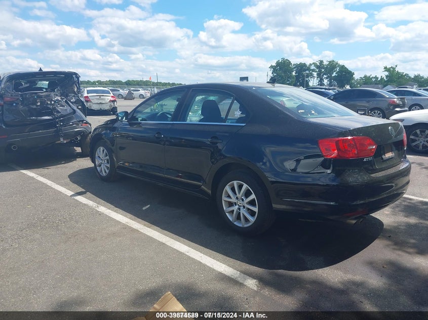 2013 VOLKSWAGEN JETTA 2.5L SE - 3VWBP7AJ0DM400905