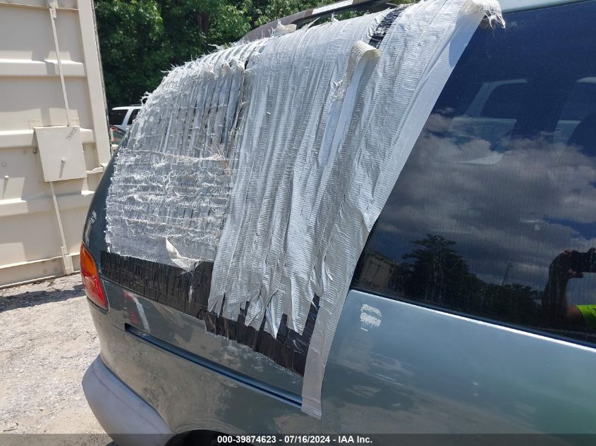 2000 Toyota Sienna Le VIN: 4T3ZF13C9YU299058 Lot: 39874623