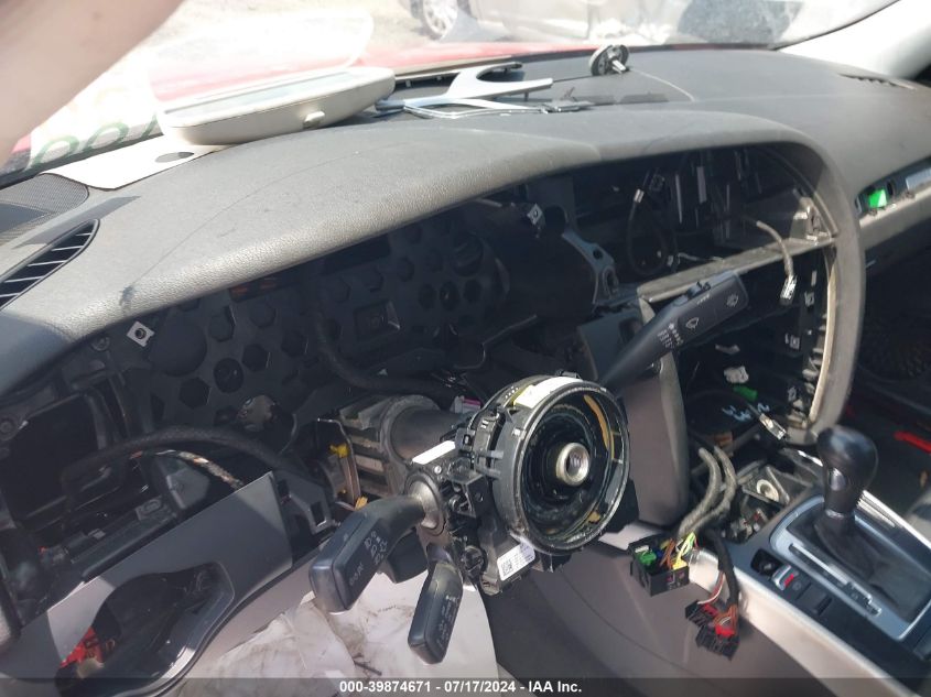 2011 Audi A4 2.0T Premium VIN: WAUAFAFL7BN027113 Lot: 39874671