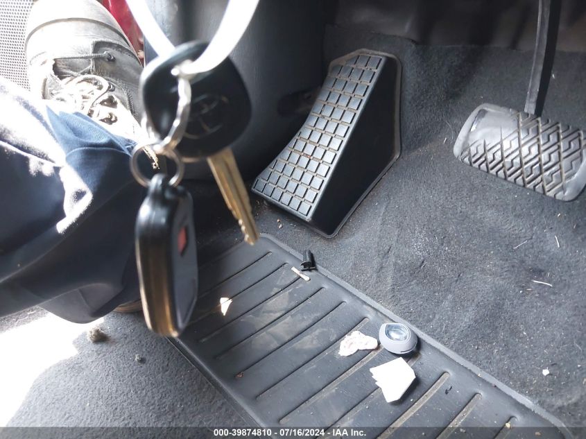 2005 Toyota Corolla S VIN: 2T1BR30E15C407656 Lot: 39874810