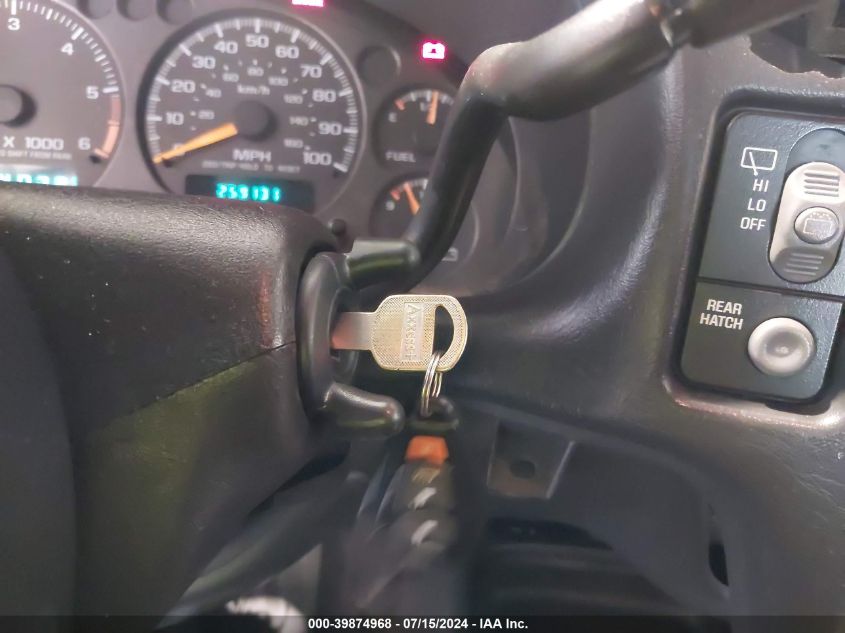 2001 Chevrolet Blazer Ls VIN: 1GNCS13W11K136485 Lot: 39874968