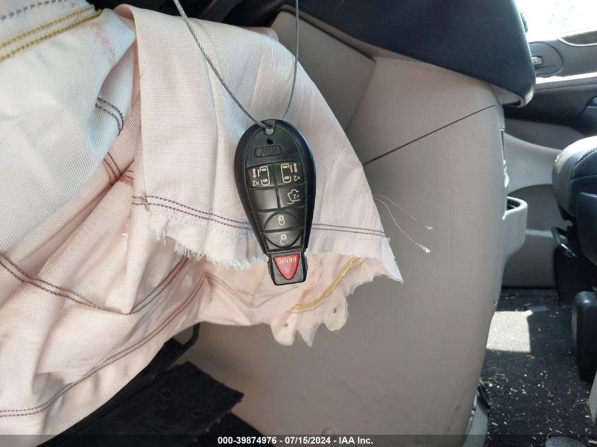 2014 Chrysler Town & Country Touring VIN: 2C4RC1BG4ER453856 Lot: 39874976