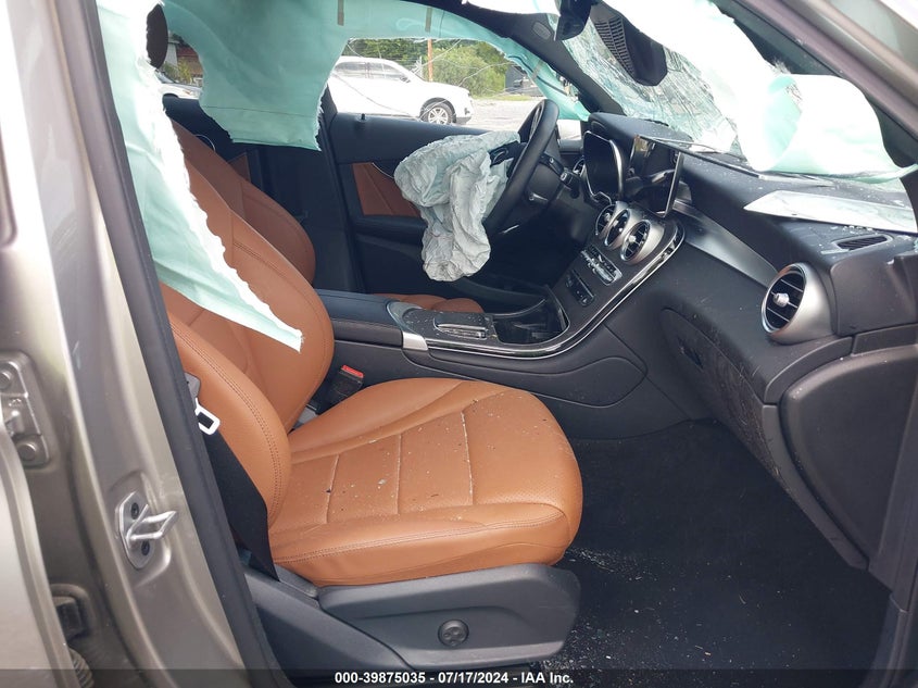 2022 Mercedes-Benz Glc 300 Suv VIN: W1N0G8DB4NV391081 Lot: 39875035