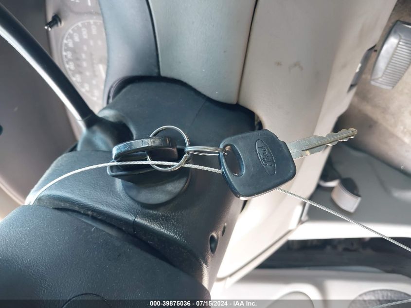 1998 Ford Explorer Sport VIN: 1FMYU22X2WUC30519 Lot: 39875036