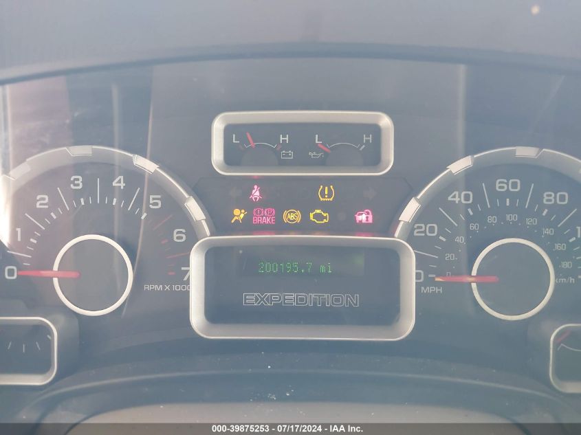 2007 Ford Expedition Xlt VIN: 1FMFU16527LA88044 Lot: 39875253