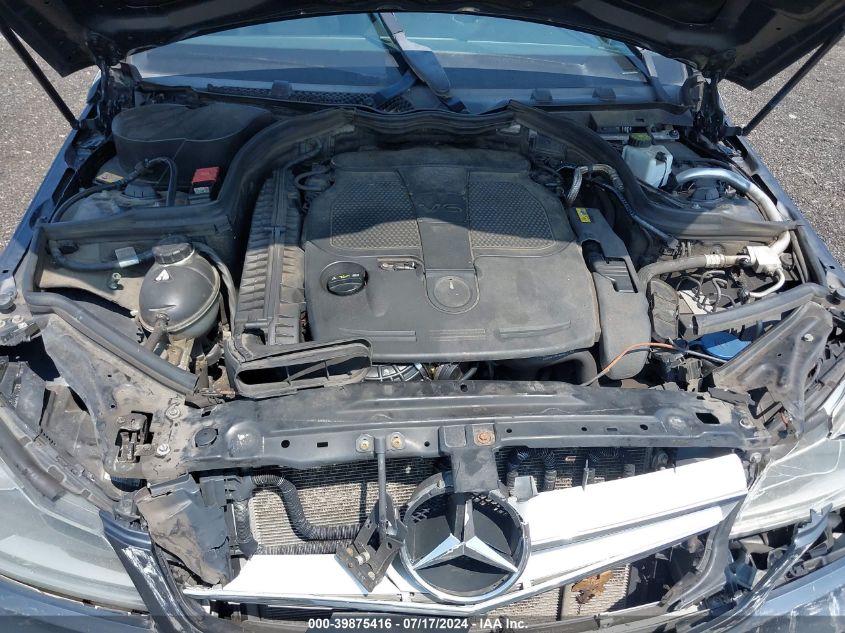 2013 Mercedes-Benz C 300 Luxury 4Matic/Sport 4Matic VIN: WDDGF8AB7DR263444 Lot: 39875416