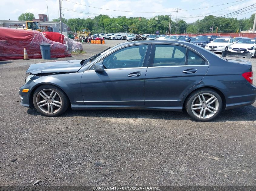 2013 Mercedes-Benz C 300 Luxury 4Matic/Sport 4Matic VIN: WDDGF8AB7DR263444 Lot: 39875416