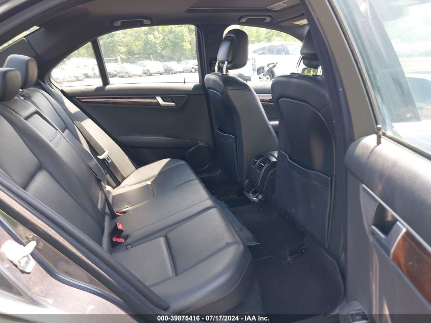 2013 Mercedes-Benz C 300 Luxury 4Matic/Sport 4Matic VIN: WDDGF8AB7DR263444 Lot: 39875416