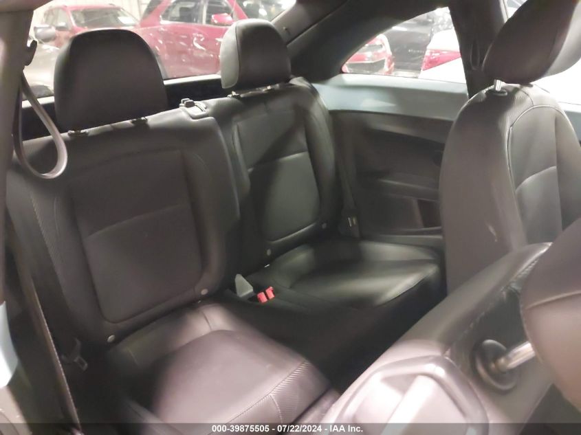 2013 Volkswagen Beetle 2.5L VIN: 3VWJX7AT5DM600336 Lot: 39875505