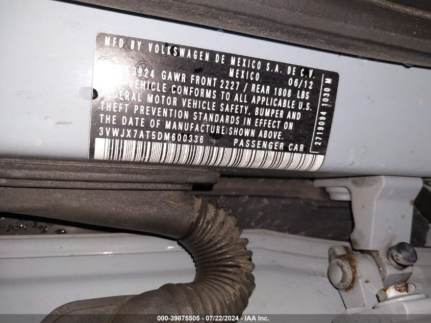 2013 Volkswagen Beetle 2.5L VIN: 3VWJX7AT5DM600336 Lot: 39875505