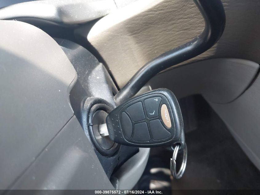 2006 Chrysler Town & Country Touring VIN: 2A4GP54L66R805795 Lot: 39875572